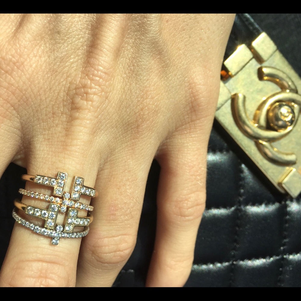 TIFFANY & Co T diamond Ring